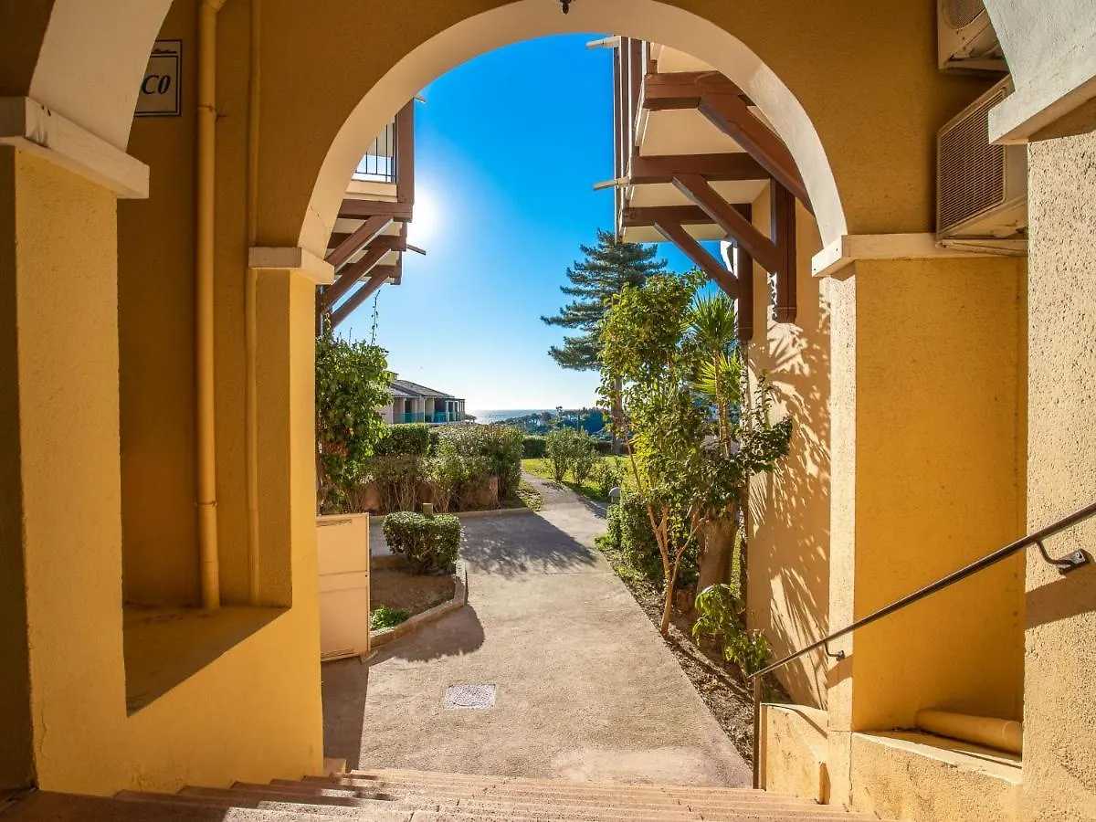 Apartment Village Cap Esterel - L'Esquinade-20 By Interhome Saint-Raphaël