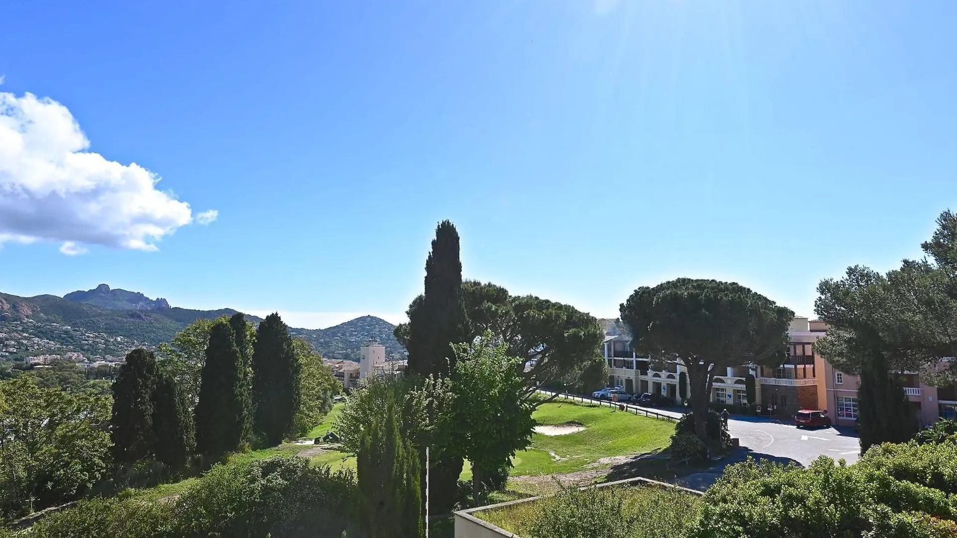 Apartment Village Cap Esterel - L'Esquinade-20 By Interhome Saint-Raphaël