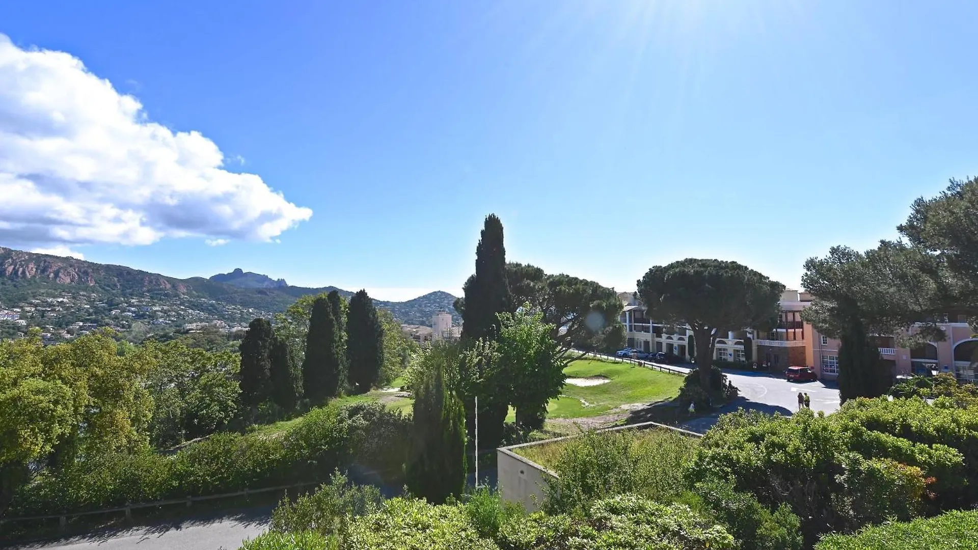 Apartment Village Cap Esterel - L'Esquinade-20 By Interhome Saint-Raphaël