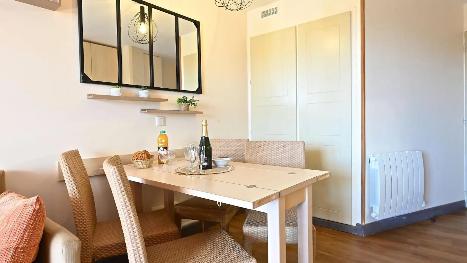 Apartment Village Cap Esterel - L'Esquinade-20 By Interhome Saint-Raphaël 0*,
