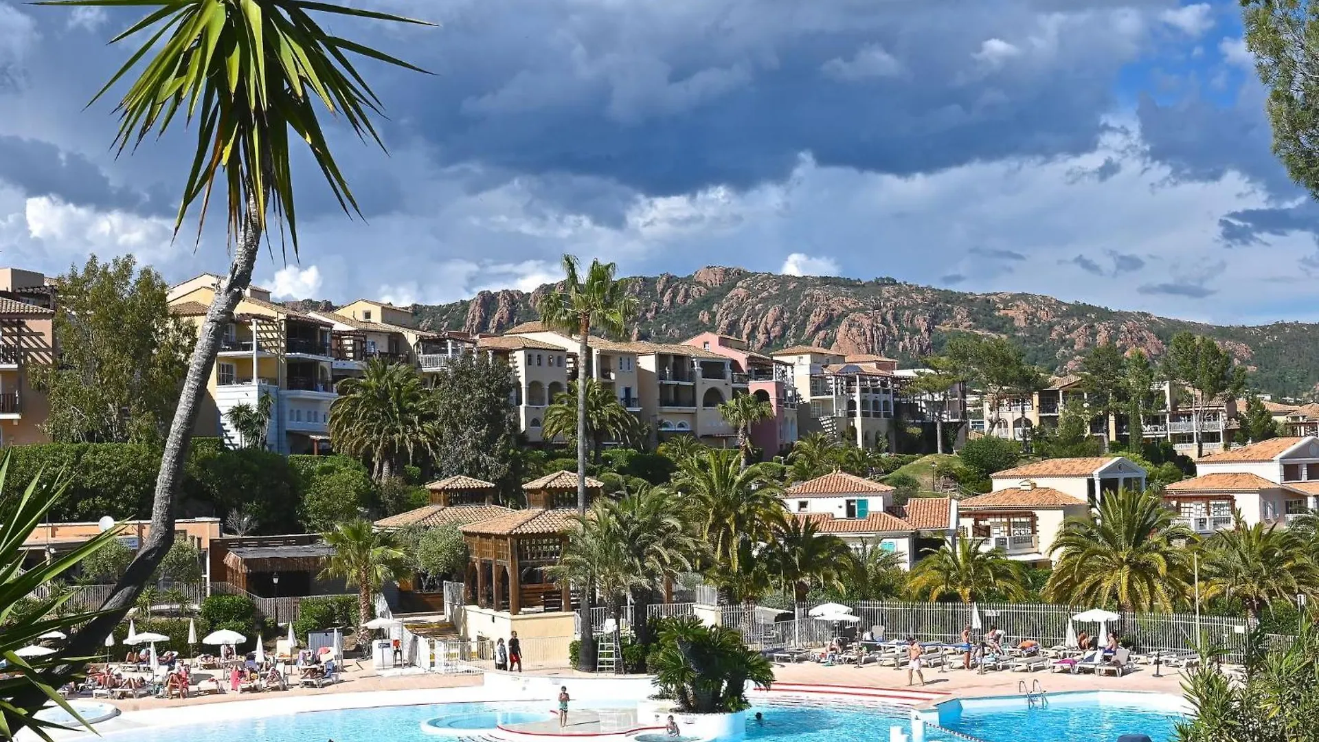 Apartment Village Cap Esterel - L'Esquinade-20 By Interhome Saint-Raphaël 0*,  Frankrig