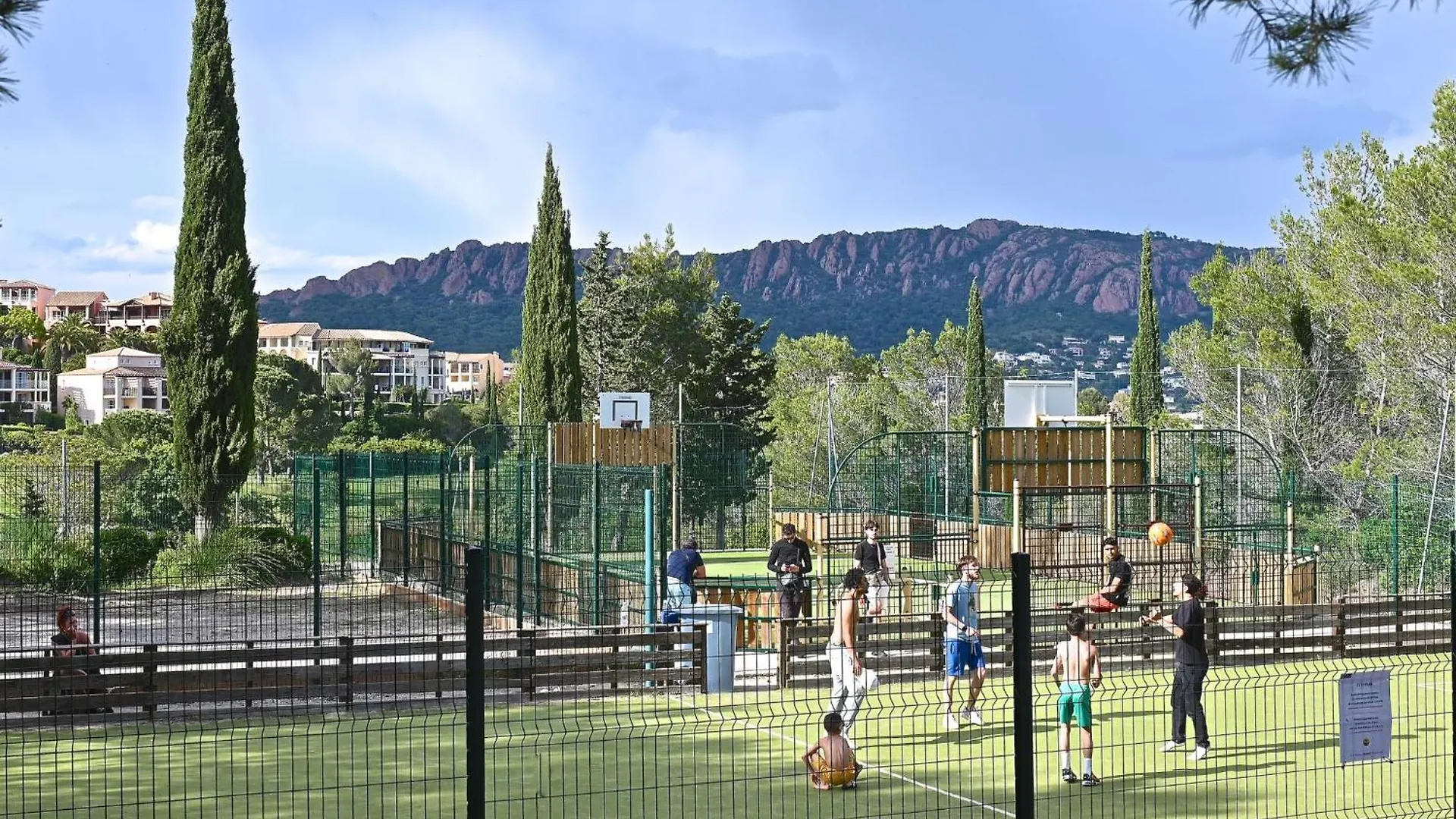 Apartment Village Cap Esterel - L'Esquinade-20 By Interhome Saint-Raphaël